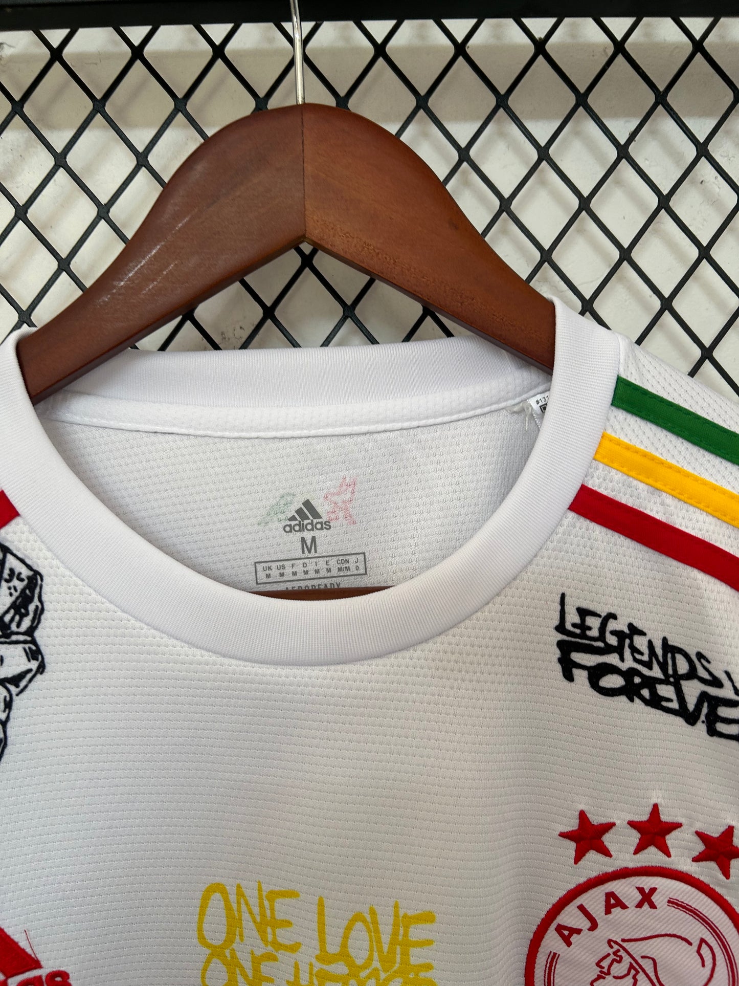Concept Ajax Bob Marley Blanc