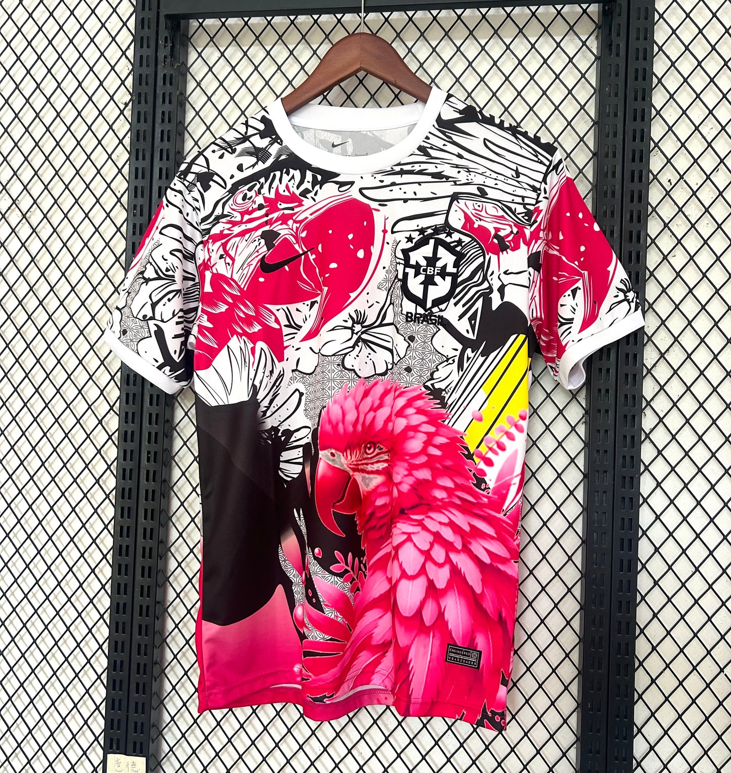 Concept Brésil Perroquet Rose