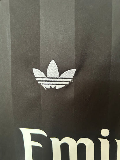 Concept Réal Noir
