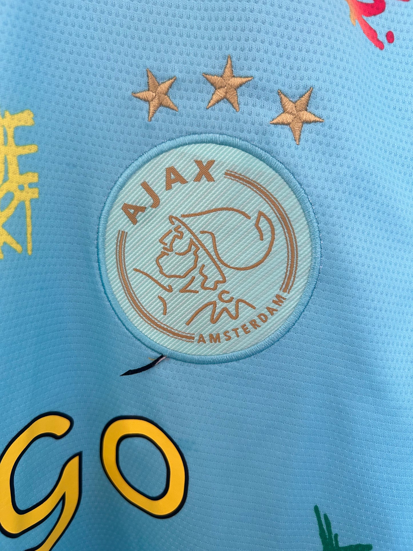 Concept Ajax Bob Marley Bleu