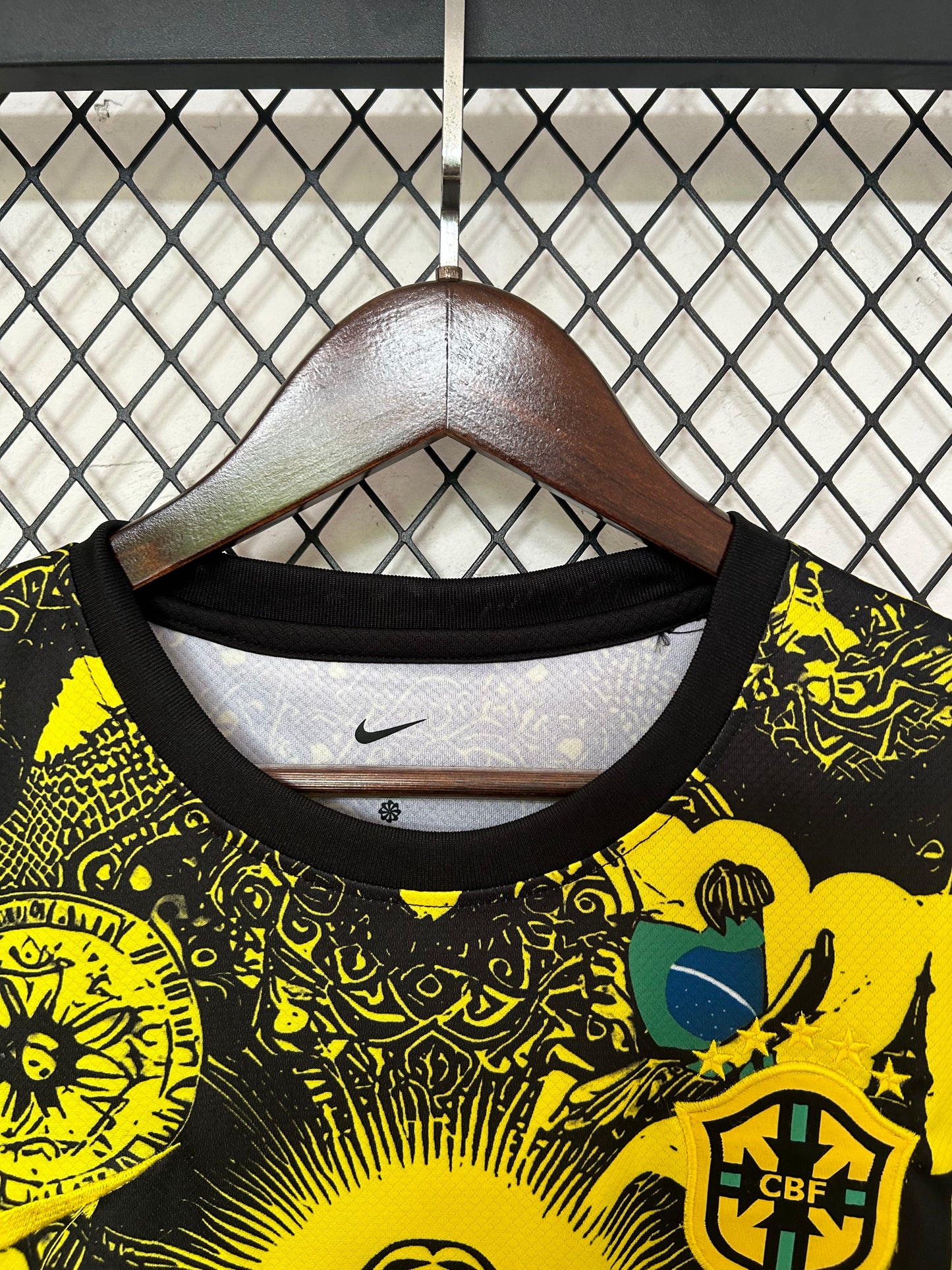 Concept Brésil Christ Jaune