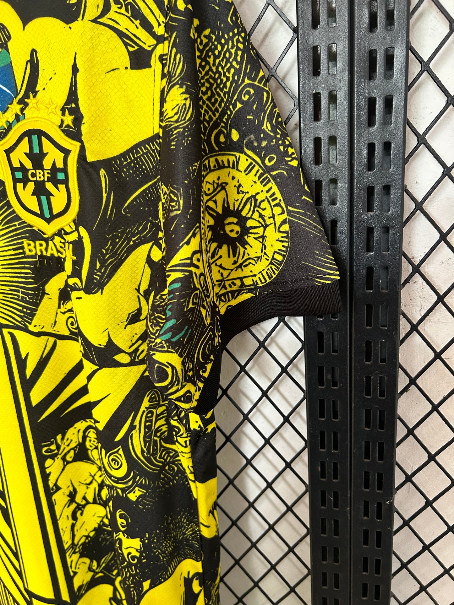 Concept Brésil Christ Jaune