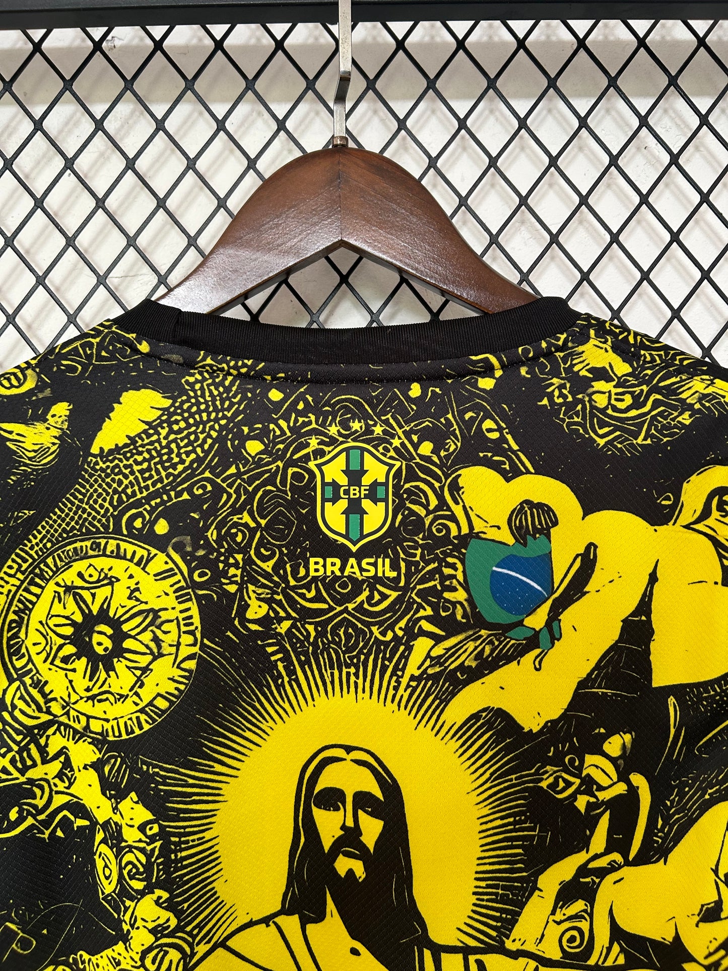 Concept Brésil Christ Jaune