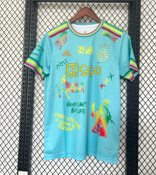 Concept Ajax Bob Marley Bleu
