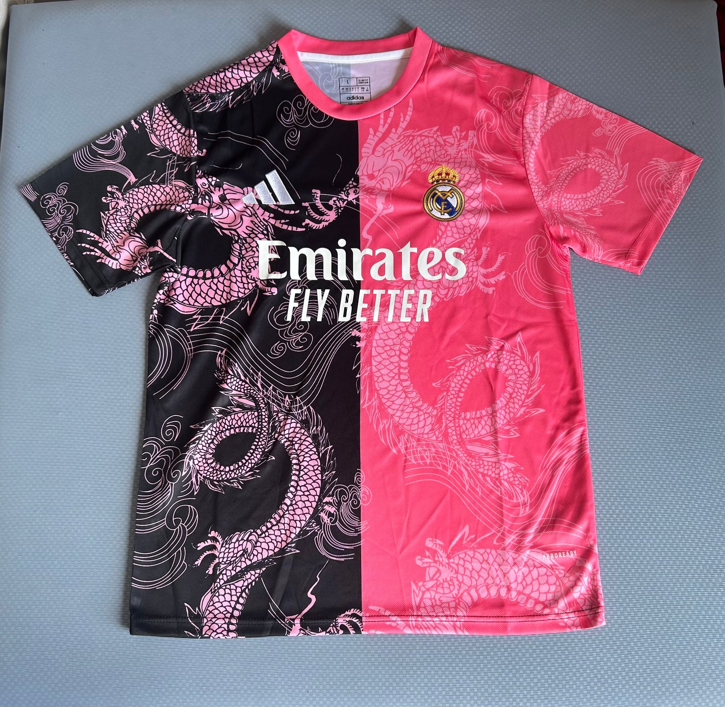 Concept Réal Dragon V4 Noir-Rose